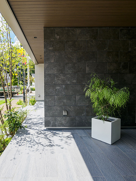 {info.field_group_lang.thumb4.post_other_value_format.alt[$k]}