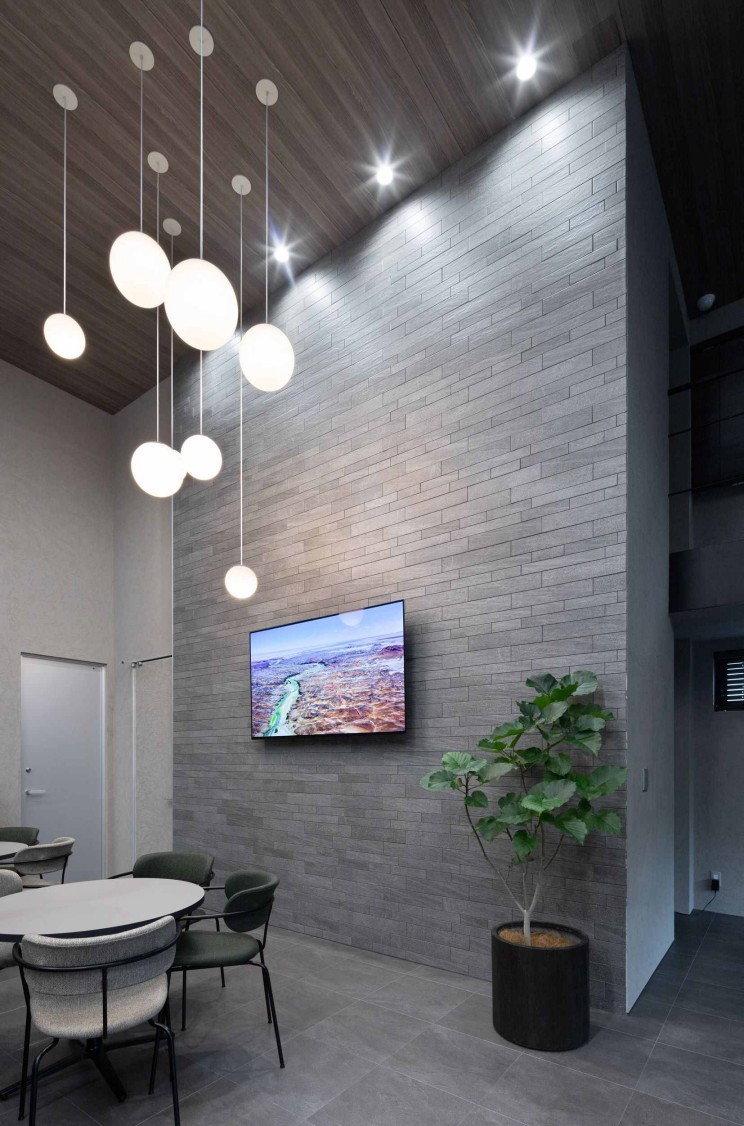 {info.field_group_lang.thumb4.post_other_value_format.alt[$k]}