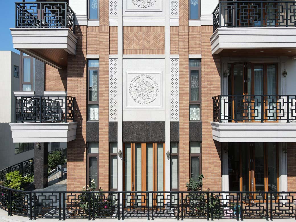 {info.field_group_lang.thumb4.post_other_value_format.alt[$k]}