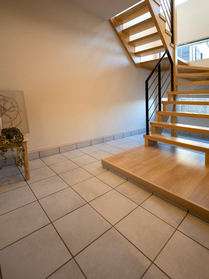 {info.field_group_lang.thumb4.post_other_value_format.alt[$k]}