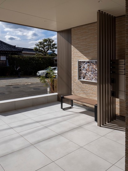 {info.field_group_lang.thumb4.post_other_value_format.alt[$k]}