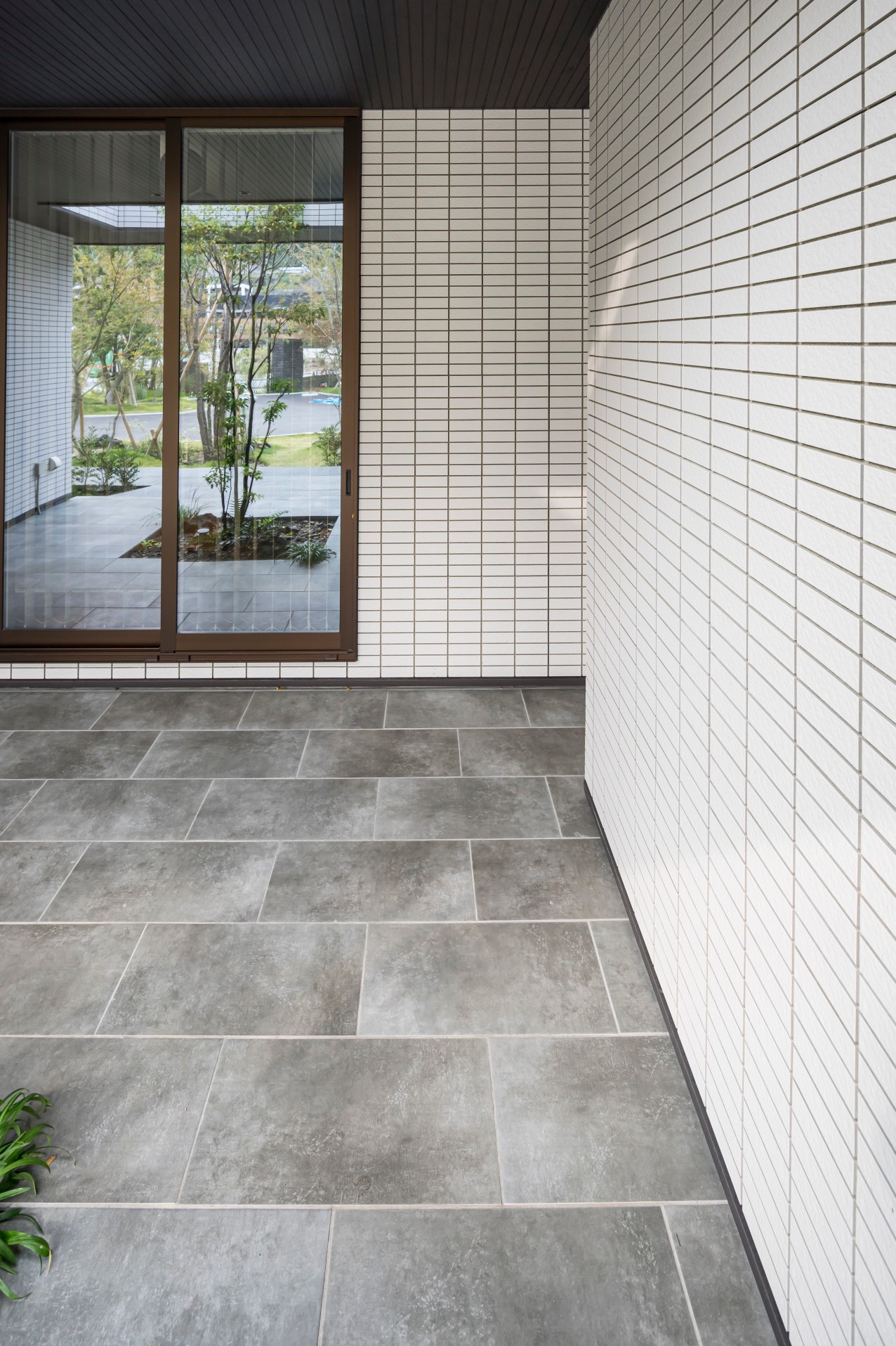 {info.field_group_lang.thumb4.post_other_value_format.alt[$k]}