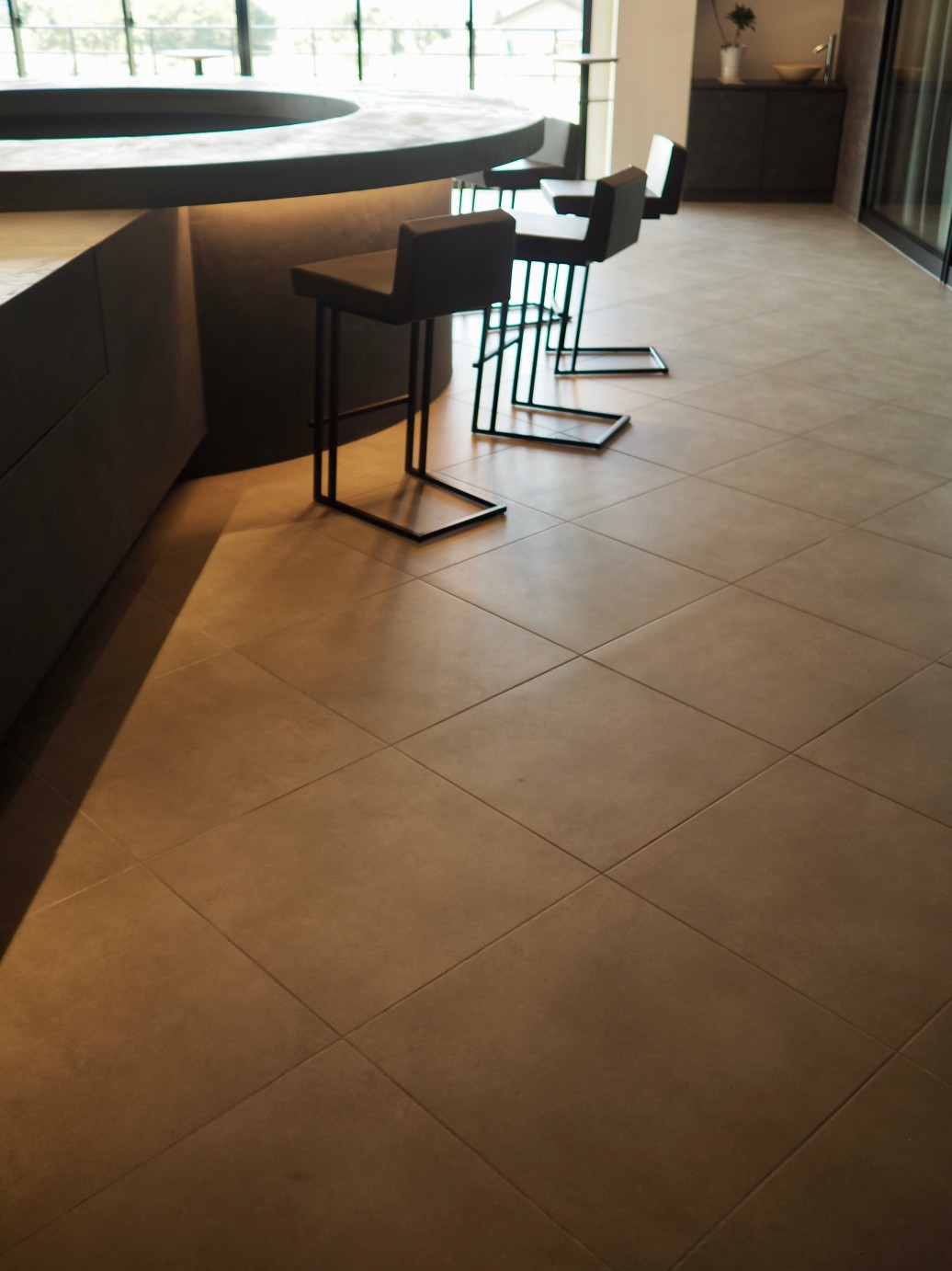 {info.field_group_lang.thumb4.post_other_value_format.alt[$k]}