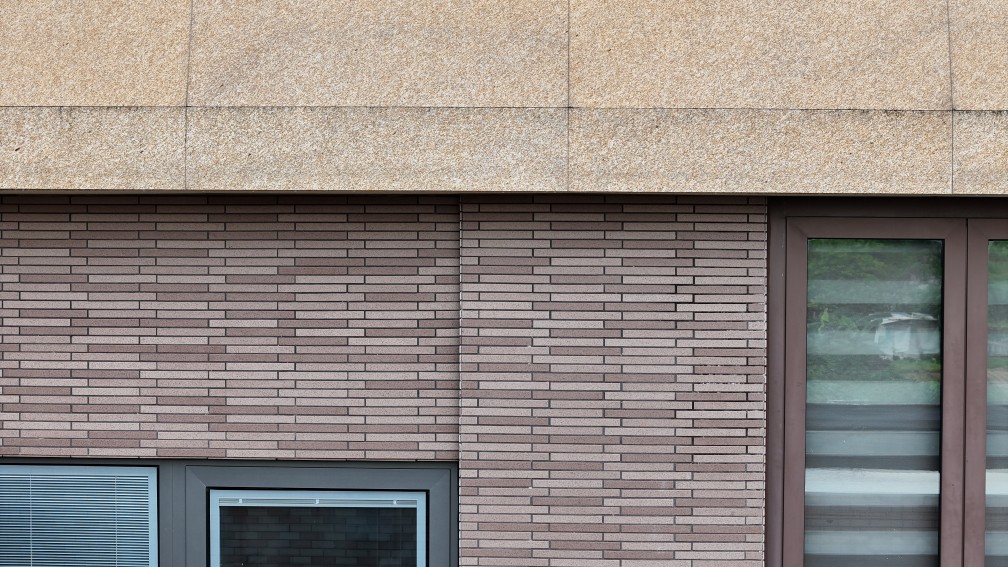 {info.field_group_lang.thumb4.post_other_value_format.alt[$k]}