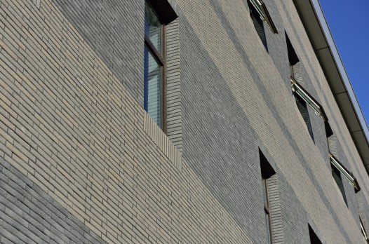 {info.field_group_lang.thumb4.post_other_value_format.alt[$k]}