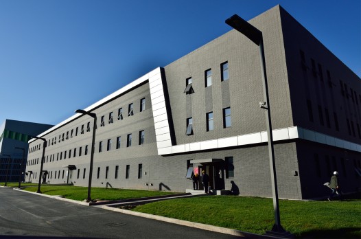 {info.field_group_lang.thumb4.post_other_value_format.alt[$k]}