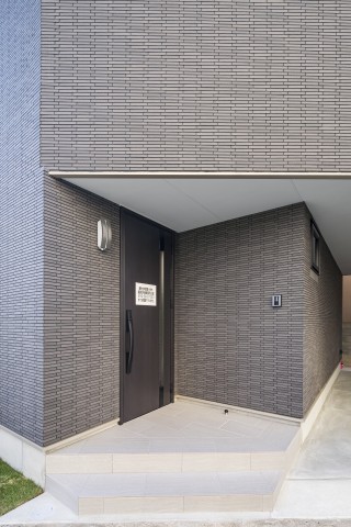 {info.field_group_lang.thumb4.post_other_value_format.alt[$k]}