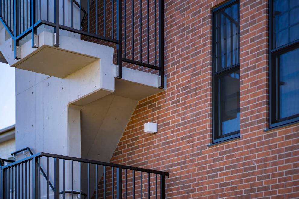 {info.field_group_lang.thumb4.post_other_value_format.alt[$k]}